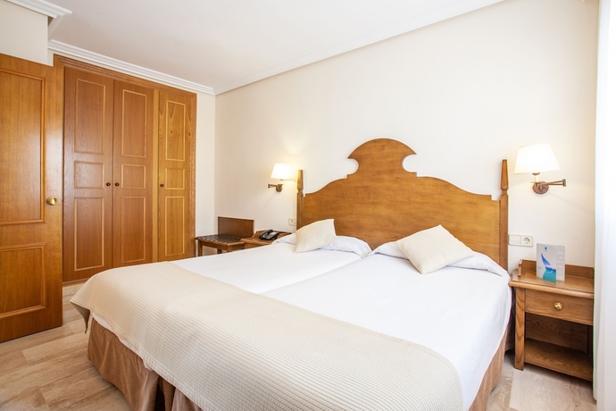 Imagen de la habitación del Hotel Grupotel Nilo and Spa. Foto 13