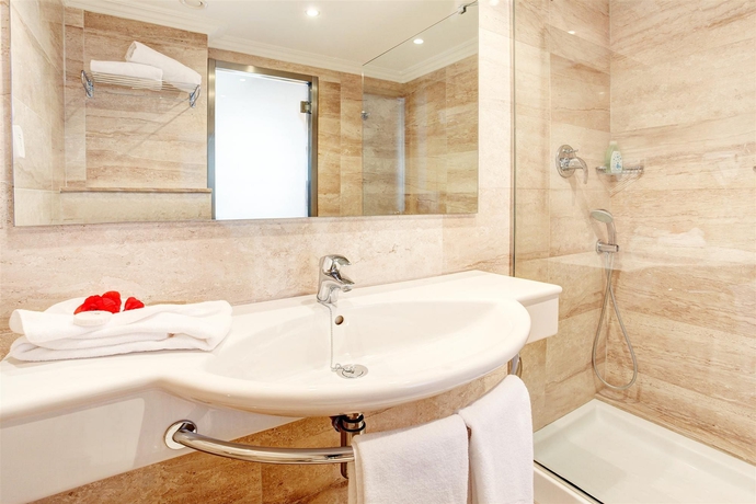 Imagen de la habitación del Hotel Grupotel Picafort Beach. Foto 8