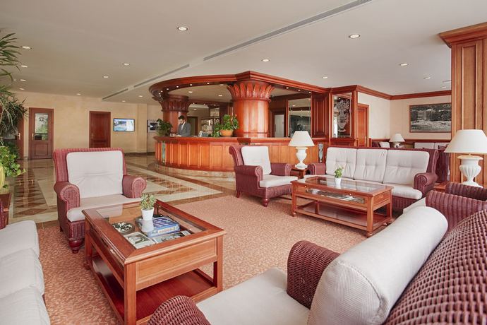 Imagen de los interiores del Hotel Grupotel Playa Camp De Mar - Adults Only. Foto 13