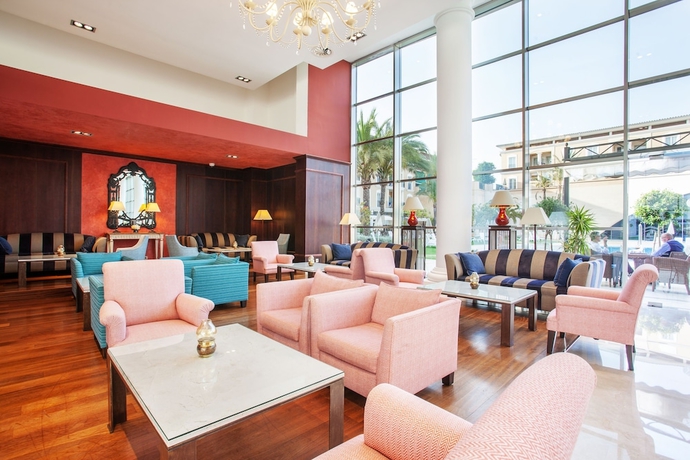 Imagen del bar/restaurante del Hotel Grupotel Playa De Palma Suites and Spa. Foto 1
