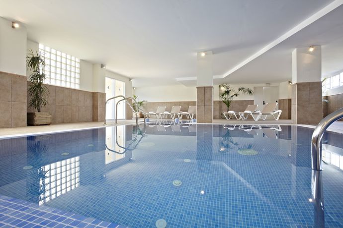 Imagen de la piscina del Hotel Grupotel Port D'alcudia. Foto 15