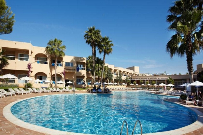 Imagen general del Hotel Grupotel Santa Eulalia and Spa - Adults Only. Foto 9