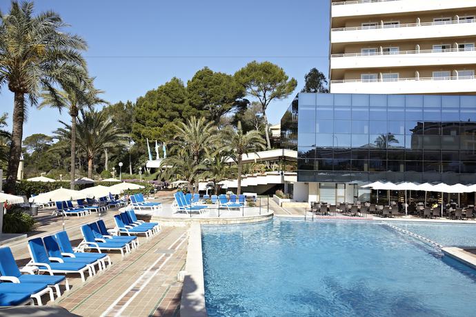 Imagen de la piscina del Hotel Grupotel Taurus Park. Foto 20