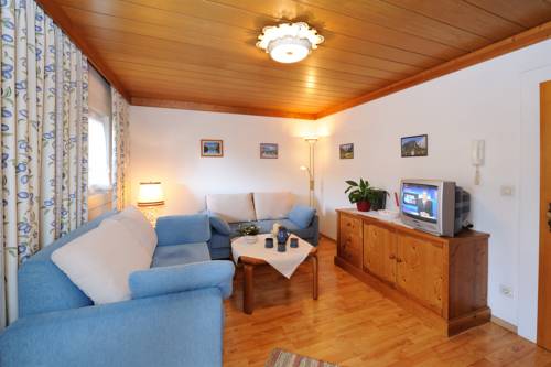 Imagen de la habitación del Hotel Gr&uuml;nberger. Foto 4