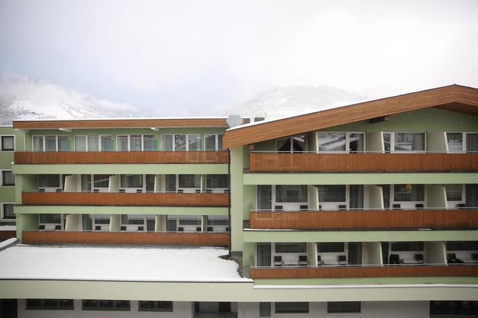 Imagen general del Hotel Grüner Baum, Milland - Millan. Foto 15