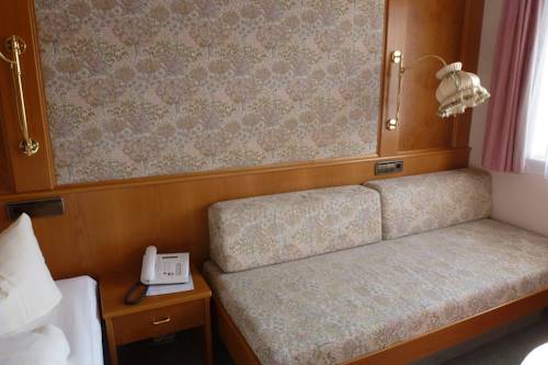 Imagen de la habitación del Hotel Gr&uuml;ner Baum, Rastatt. Foto 14