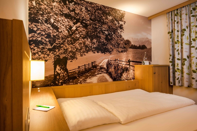 Imagen de la habitación del Hotel Grüner Baum, Zell Am See . Foto 10