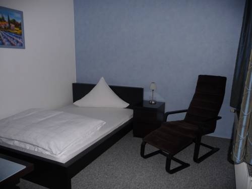 Imagen general del Hotel Gr&uuml;newald, Hannover. Foto 3