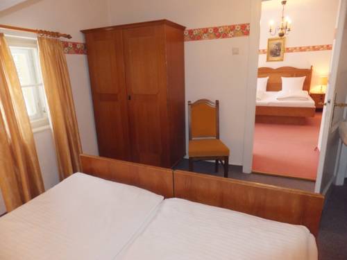 Imagen de la habitación del Hotel Grünwalderhof. Foto 4