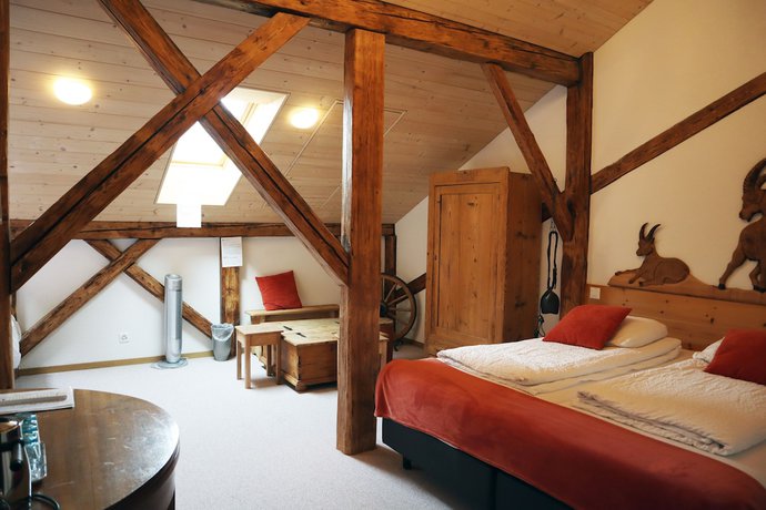 Imagen de la habitación del Hotel Gruy&egrave;re-rooms. Foto 7