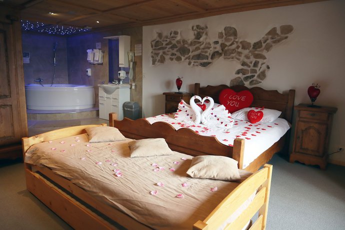 Imagen de la habitación del Hotel Gruy&egrave;re-rooms. Foto 17