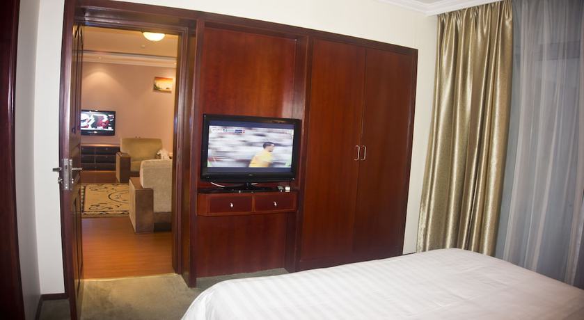 Imagen de la habitación del Hotel Gs Plaza. Foto 7