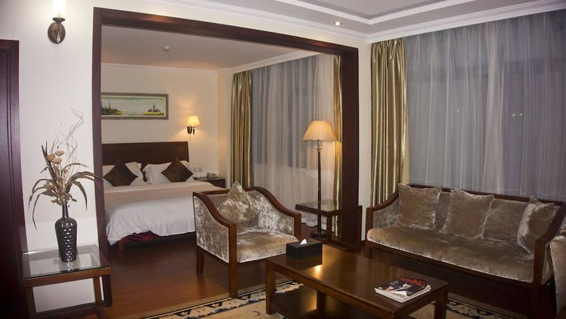 Imagen de la habitación del Hotel Gs Plaza. Foto 8