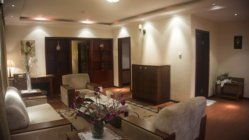 Imagen de la habitación del Hotel Gs Plaza. Foto 9