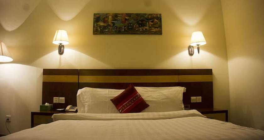 Imagen de la habitación del Hotel Gs Plaza. Foto 12