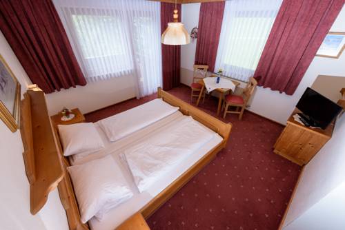 Imagen de la habitación del Hotel Gsallbach. Foto 6