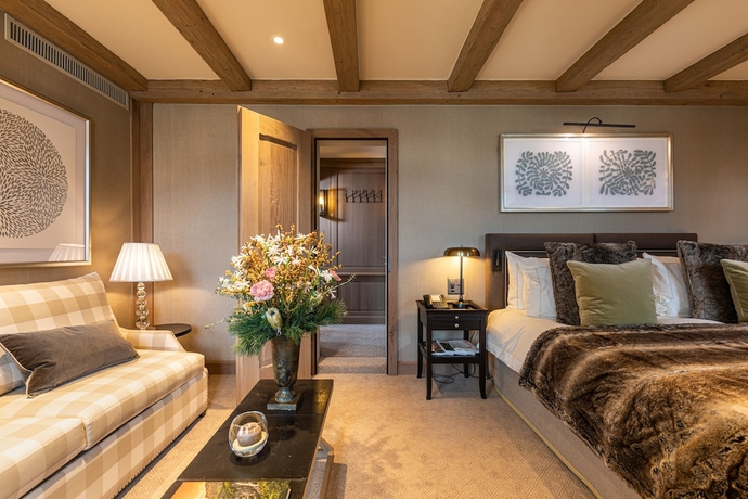 Imagen de la habitación del Hotel Gstaad Palace. Foto 10