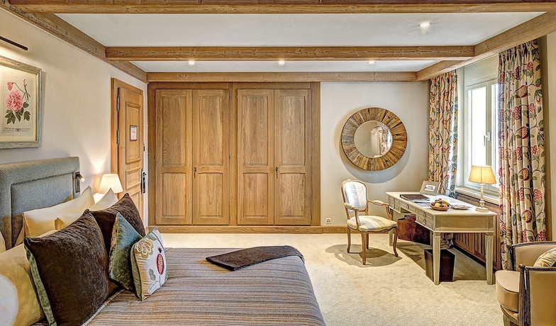 Imagen de la habitación del Hotel Gstaad Palace. Foto 11