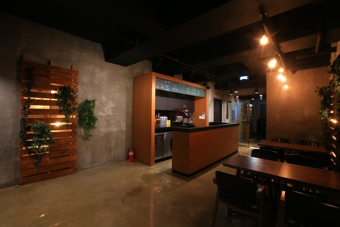 Imagen de los interiores del Hotel G-stay Malu. Foto 19