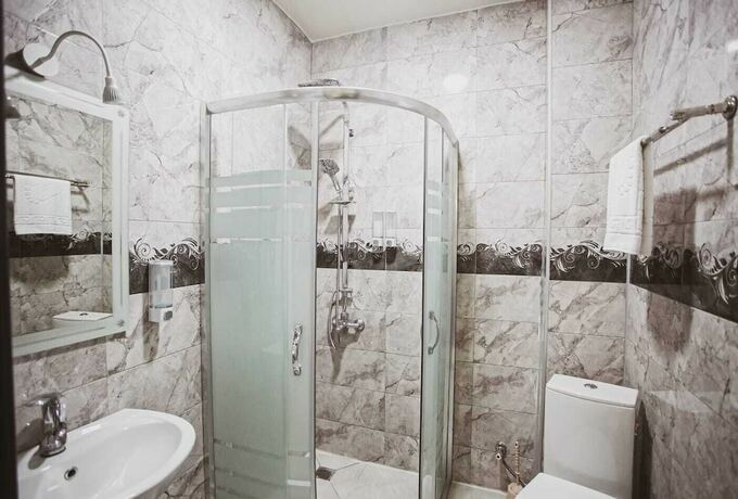 Imagen de la habitación del Hotel Gt Batumi. Foto 13