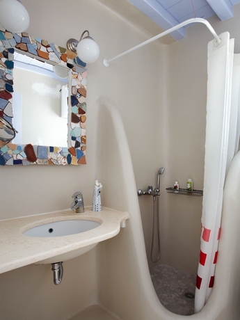 Imagen de la habitación del Hotel Gt Suites. Foto 9