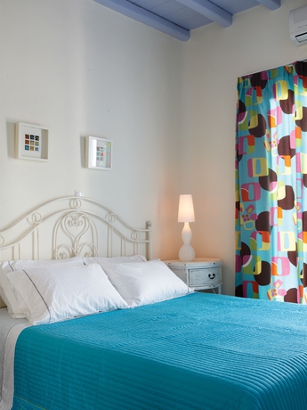 Imagen de la habitación del Hotel Gt Suites. Foto 14