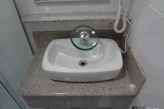 Imagen de la habitación del Hotel Gu&acirc;nxi. Foto 9