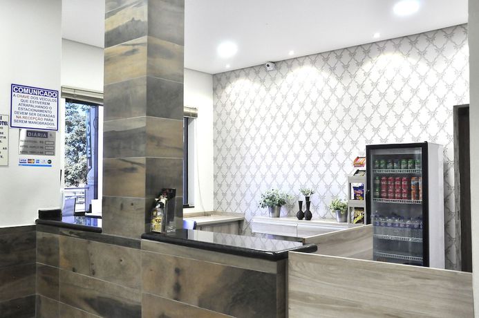 Imagen de los interiores del Hotel Guadagnini. Foto 18