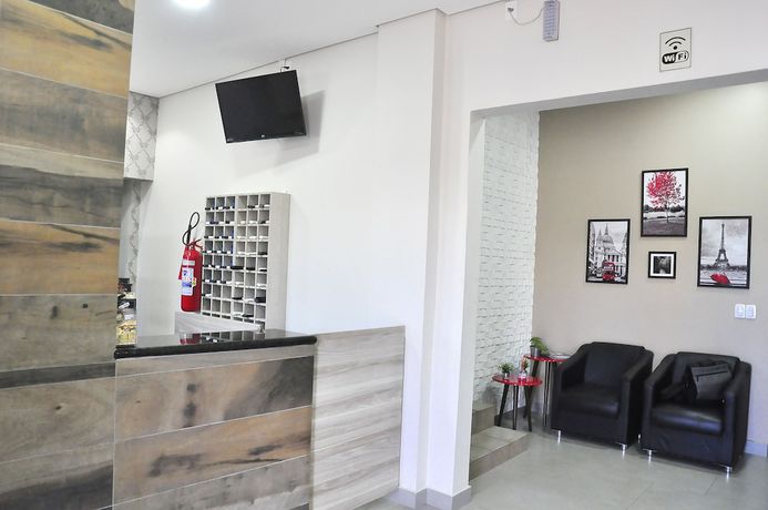 Imagen de los interiores del Hotel Guadagnini. Foto 19