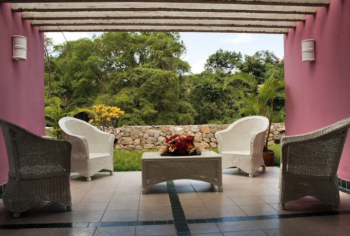 Imagen de la habitación del Hotel Guadaira Resort. Foto 4