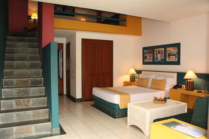 Imagen de la habitación del Hotel Guadaira Resort. Foto 5
