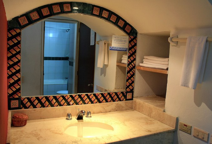 Imagen de la habitación del Hotel Guadaira Resort. Foto 6