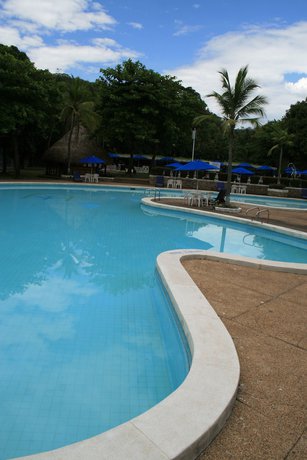 Imagen de la piscina del Hotel Guadaira Resort. Foto 17