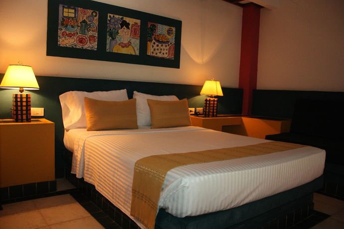 Imagen de la habitación del Hotel Guadaira Resort. Foto 10