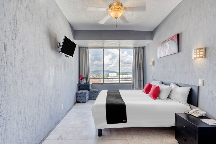 Imagen de la habitación del Hotel Guadalajara Express. Foto 4