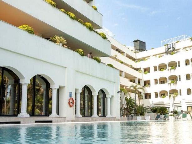 Imagen general del Hotel Guadalpin Suites, Marbella. Foto 5