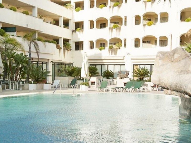 Imagen general del Hotel Guadalpin Suites, Marbella. Foto 7