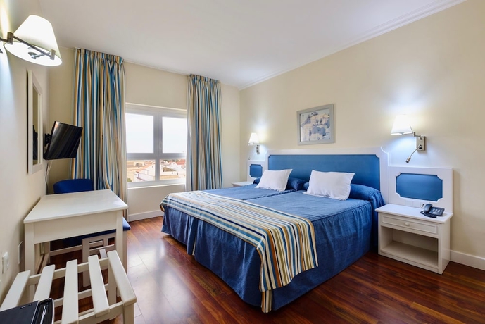 Imagen de la habitación del Hotel Guadalquivir, Sanlúcar de Barrameda. Foto 8