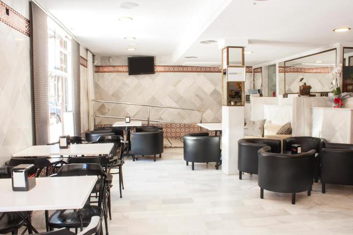 Imagen del bar/restaurante del Hotel Guadalupe, Chipiona. Foto 3