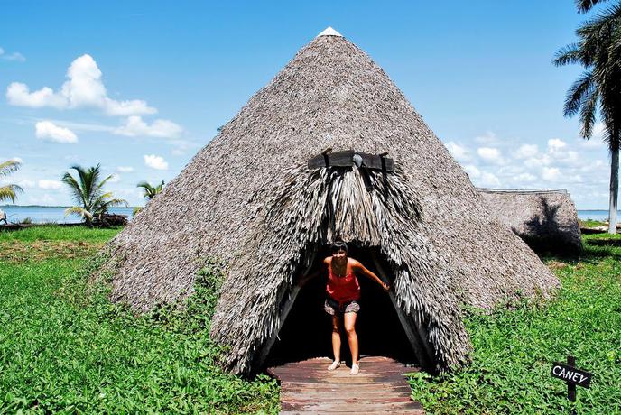 Imagen de los exteriores del Hotel Guama. Foto 6