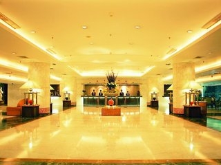 Imagen de los interiores del Hotel Guangdong International. Foto 7