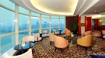 Imagen del bar/restaurante del Hotel Guangxi Wharton International. Foto 2