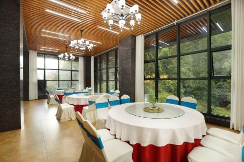 Imagen general del Hotel Guangyuezun Liuzhou Sanjiang Drum Tower Bird\'s Nest Branch. Foto 7