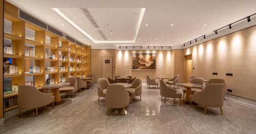 Imagen general del Hotel Guangzhou Baiyun Airport COCO. Foto 6