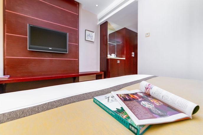 Imagen de la habitación del Hotel Guangzhou Baiyun International Convention Center. Foto 2