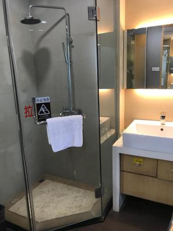 Imagen general del Hotel Guangzhou Fangyuan. Foto 1