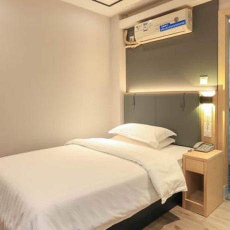 Imagen de la habitación del Hotel Guangzhou Freedom. Foto 10