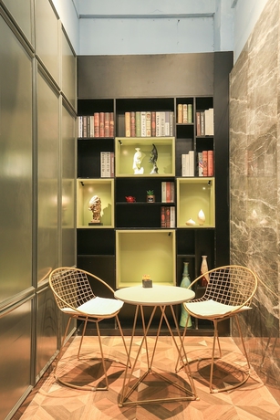Imagen de los interiores del Hotel Guangzhou Freedom. Foto 19