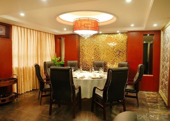 Imagen del bar/restaurante del Hotel Guangzhou Gorgeous. Foto 5