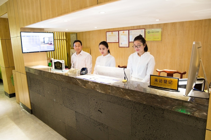 Imagen de los interiores del Hotel Guangzhou Hongcheng, Guangzhou. Foto 19